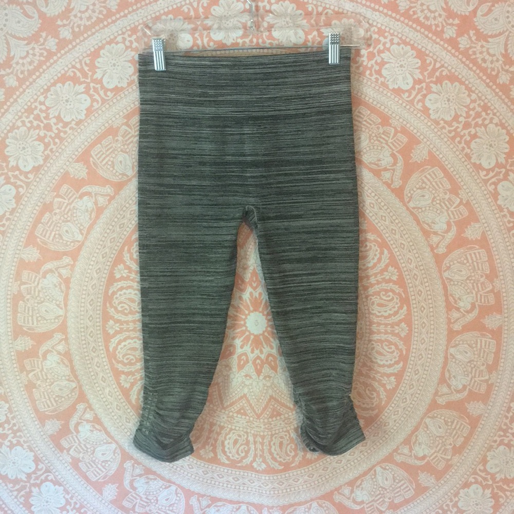 Bass leggings.